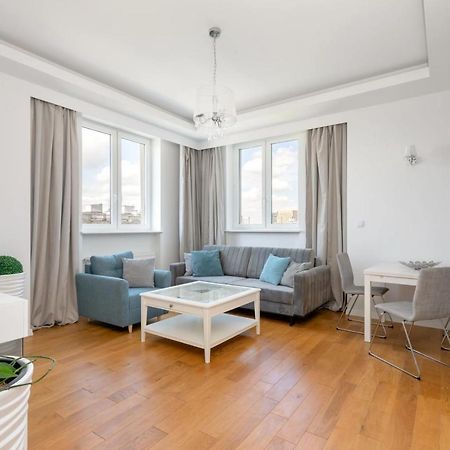 Przestronny Apartament Z Widokiem Na Miasto W Warszawie Varsavia Esterno foto