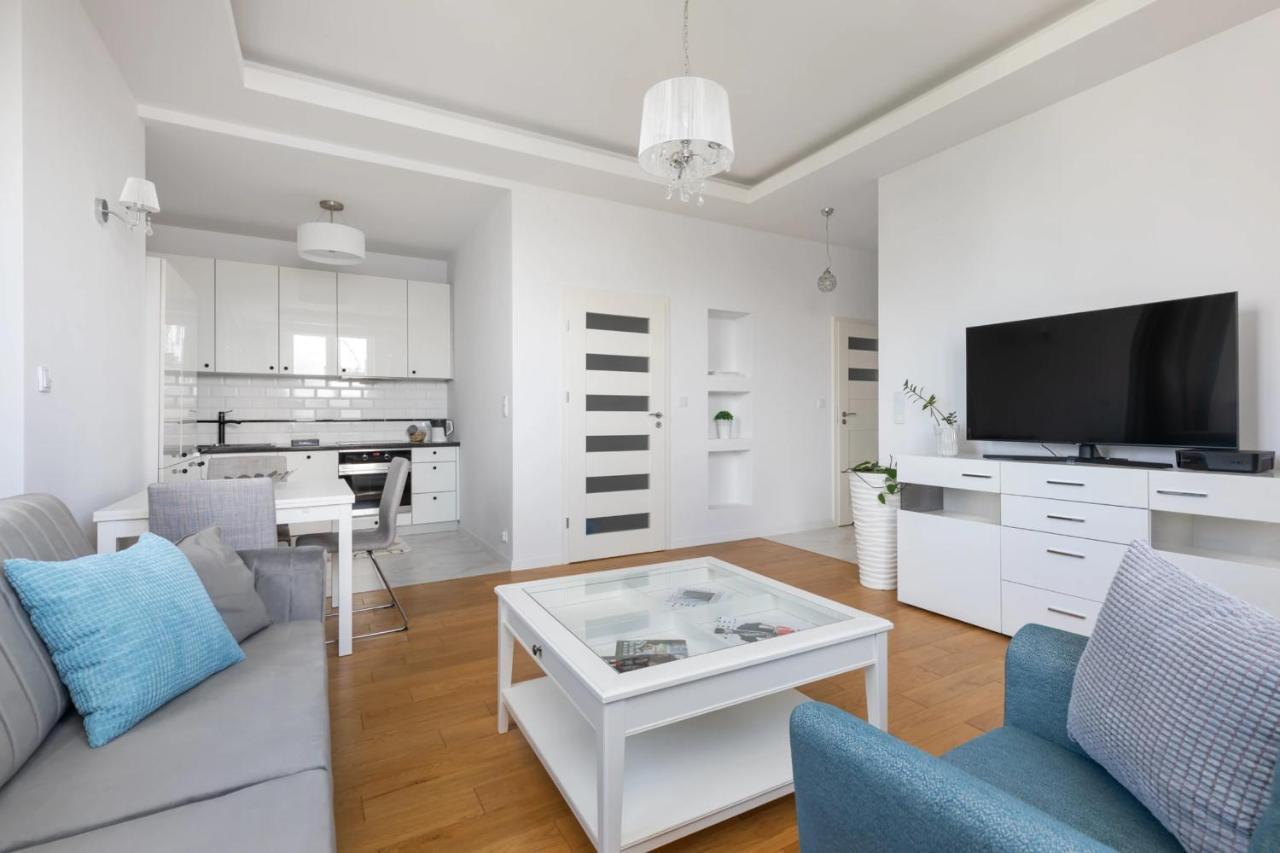 Przestronny Apartament Z Widokiem Na Miasto W Warszawie Varsavia Esterno foto