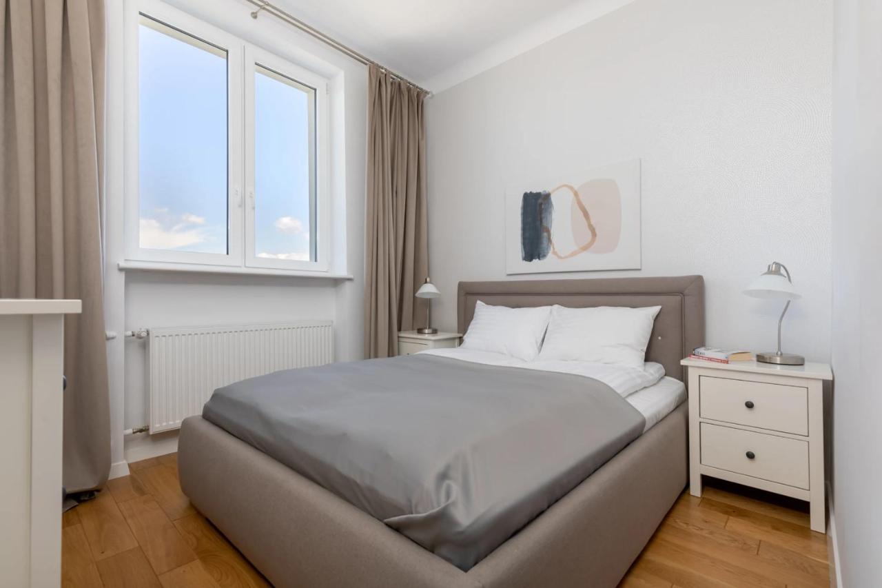Przestronny Apartament Z Widokiem Na Miasto W Warszawie Varsavia Esterno foto